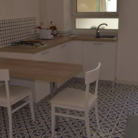 Апартаменти William *